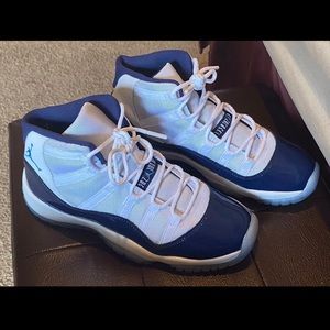 Jordan 11 , Boys/Kids Size 6